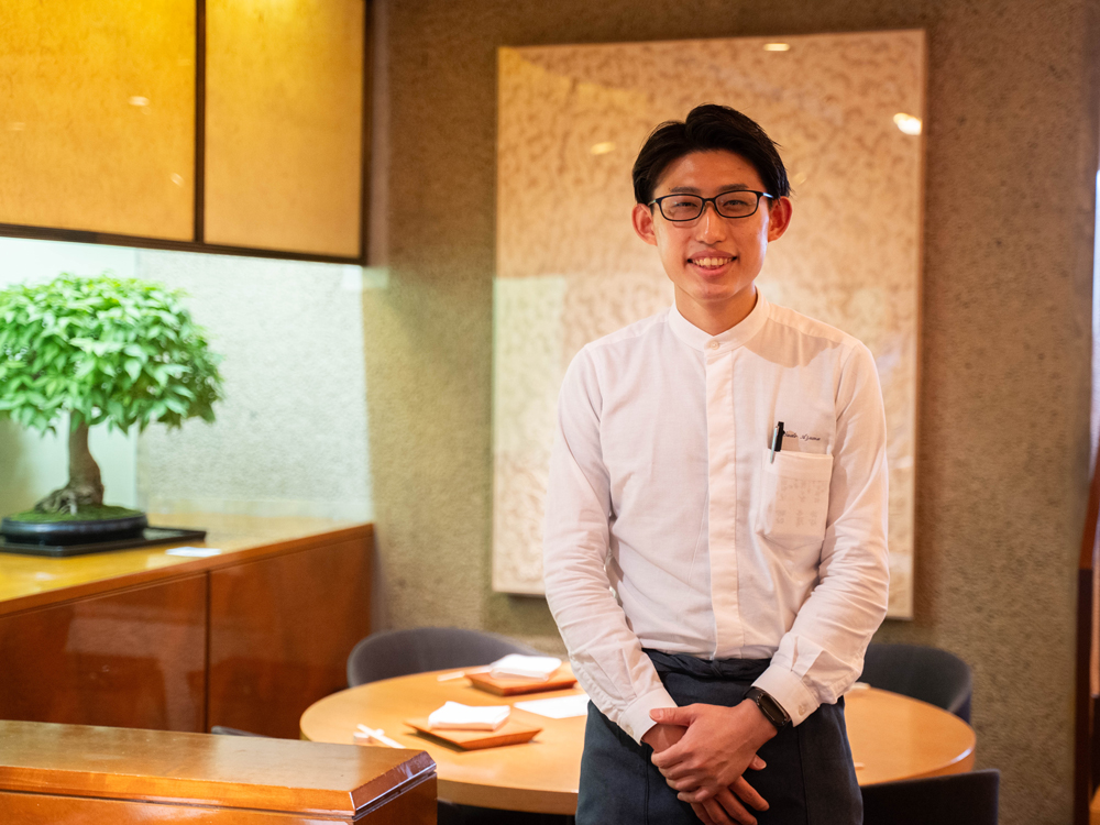 正社員　20代